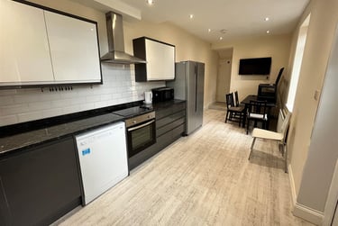 6 bed house, Goldspink Lane, Jesmond Vale, Newcastle, NE21NR - Image 1